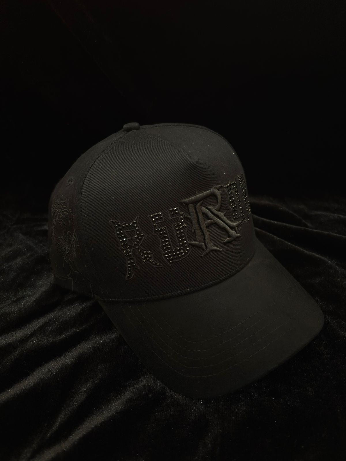 CRISTALS TOTAL BLACK