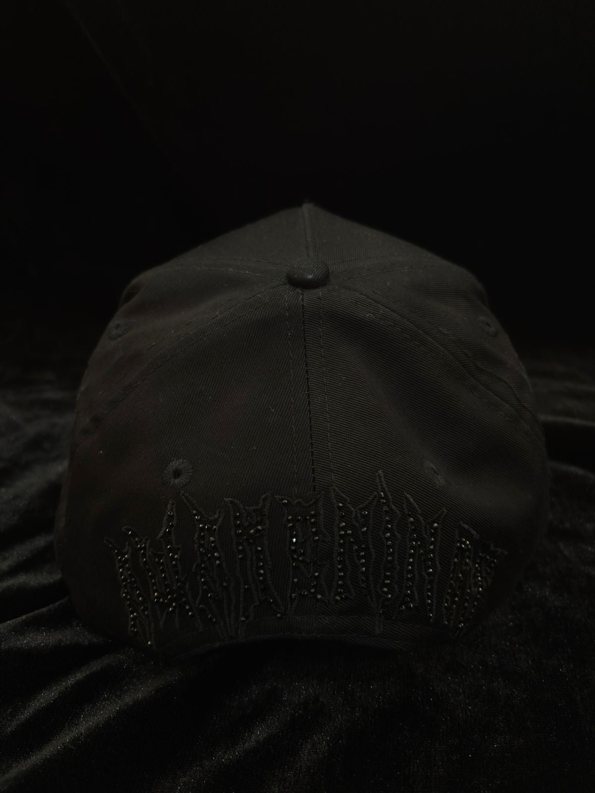 CRISTALS TOTAL BLACK