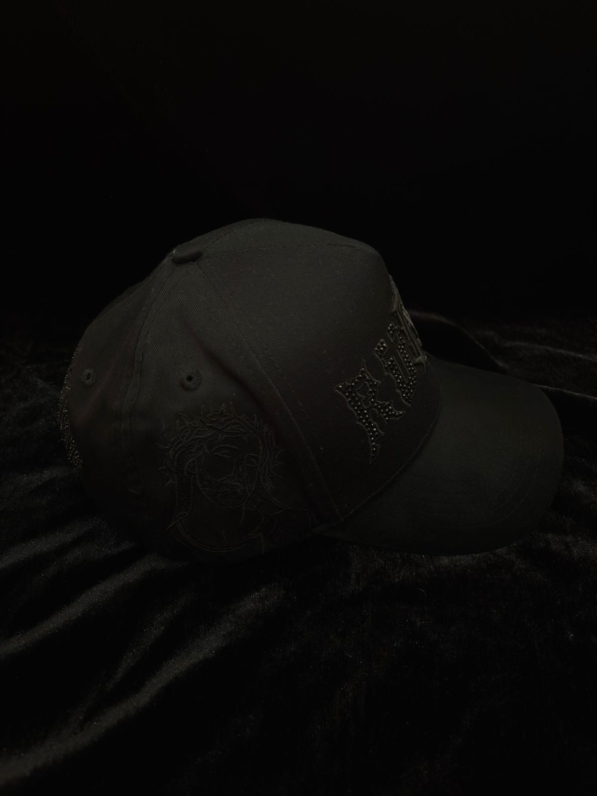 CRISTALS TOTAL BLACK