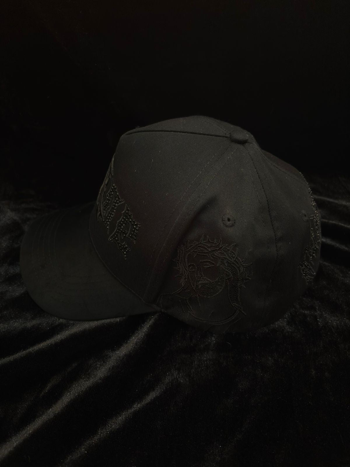 CRISTALS TOTAL BLACK